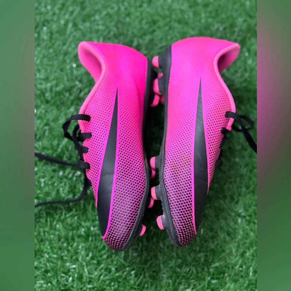 Nike‎ Kids Pink and Black Cleats Size 13C